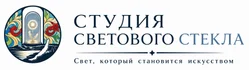 Витражные светильники-одуванчики и стеклянные арт-объекты света: авторские интерьерные работы из стекла, соединяющие искусство, свет и функциональность.